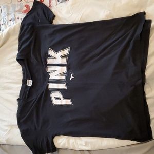 PINK Victoria Secretblack v-neck tshirt